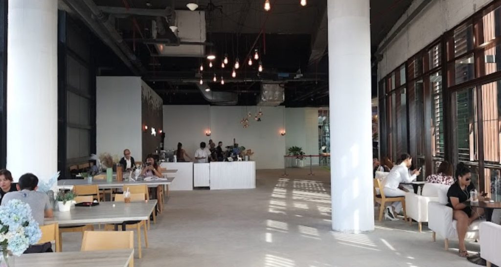 Slotty Cafe & Co-Working Space Pattaya