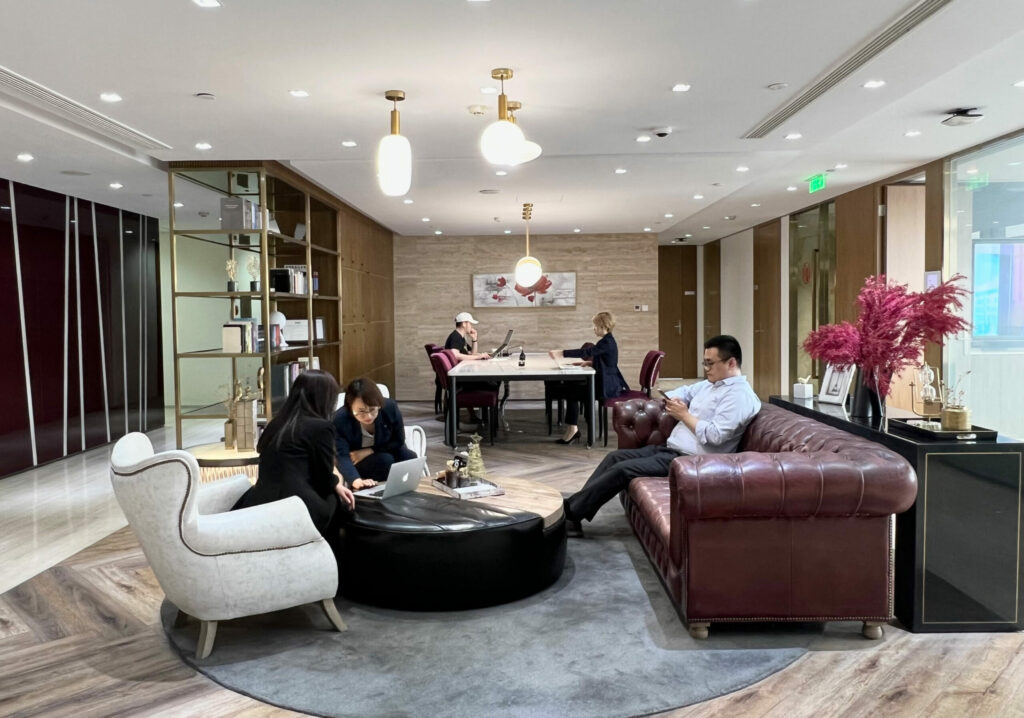 Modern Shopping Mall Coworking Spaces In Tianjin